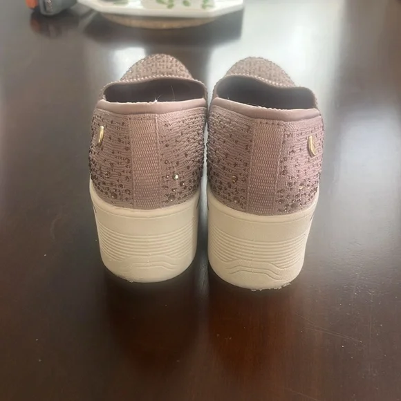 Martha Stewart pier- lite slip on - Picture 4 of 9